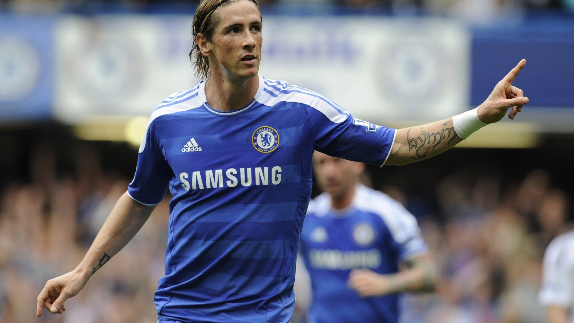 曝阿莫林与曼联铁闸是亲戚,都是马戏团后代!稳居主力备受争议