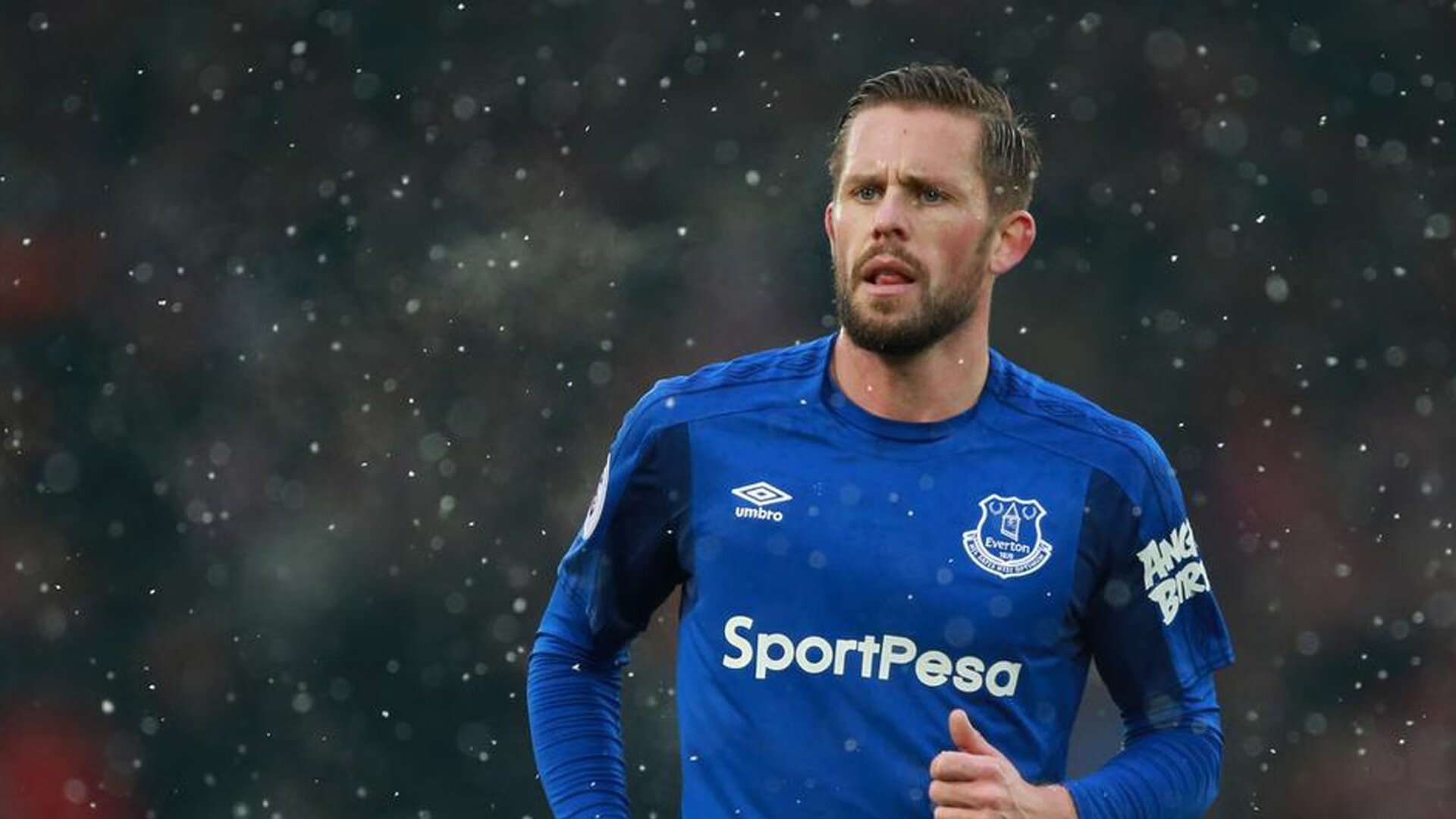 裁判员体能达标率提升推动整体执法水平稳步上升,裁判员素质要求